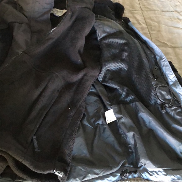 Columbia Women’s ski jacket - Picture 9 of 14